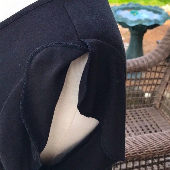 Tahari Split Flutter Sleeve Top - Picture 3 of 8